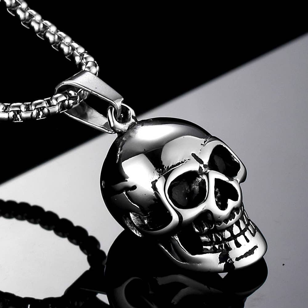 Personalized Retro Punk Rock Gothic Skull Pendant