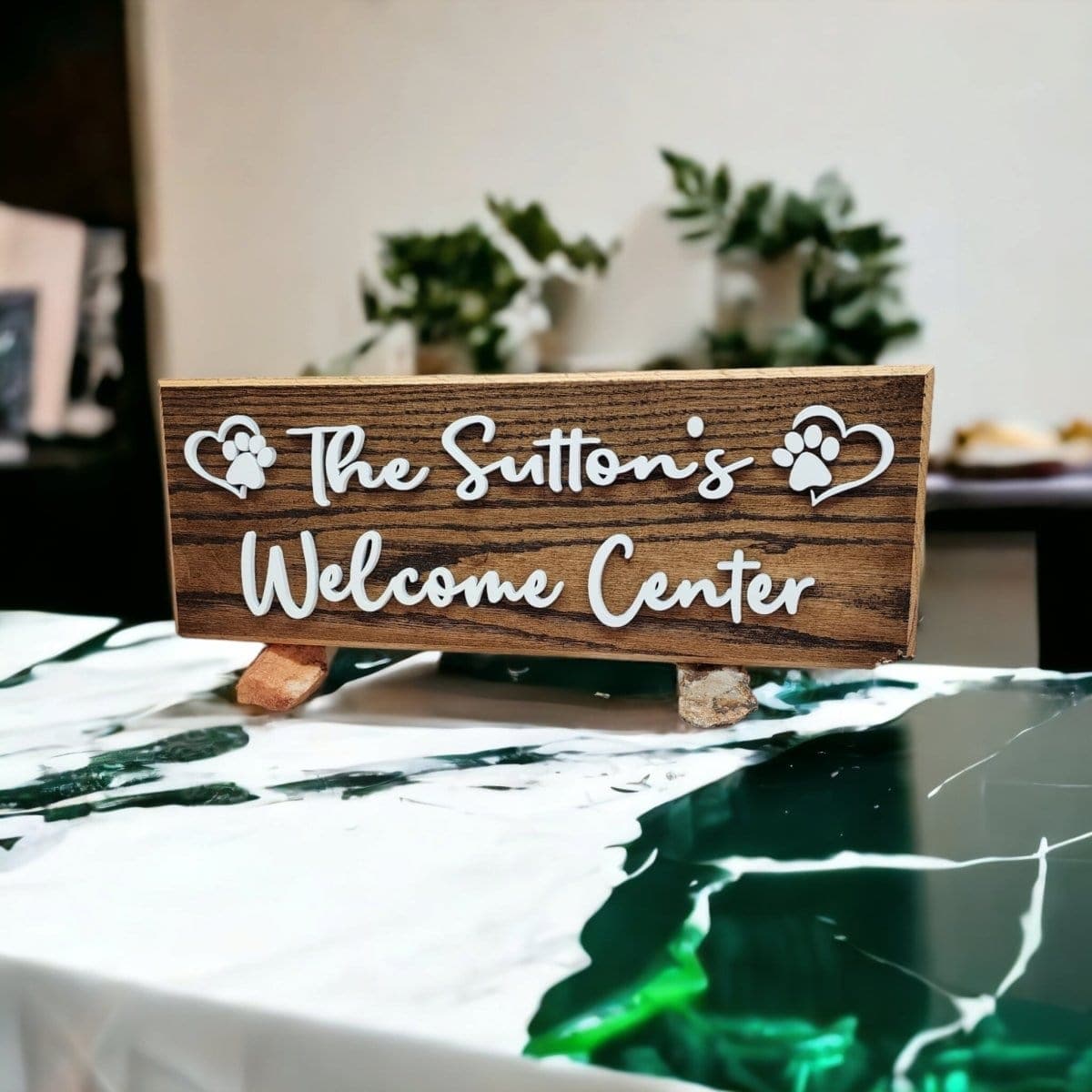 Custom Wood Sign featuring your family name or last name—perfect as a personalized wedding gift, anniversary gift, or established sign. Handcrafted and made to order, this charming wedding sign decor adds a meaningful touch to any home or special occasion